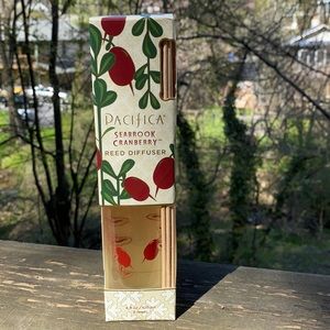 Pacifica Seabrook Cranberry Reed Diffuser